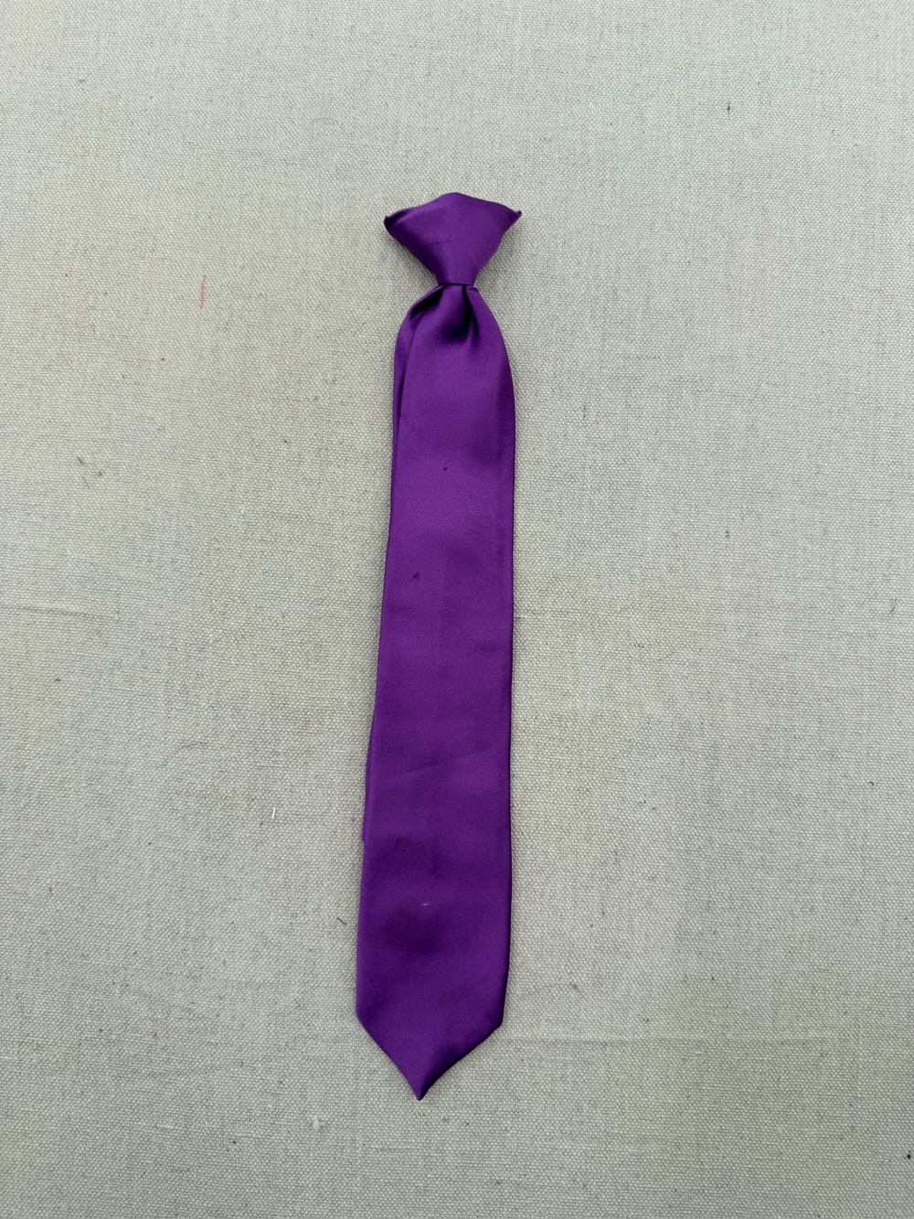 Poster Solid Purple Satin Men’s Tie